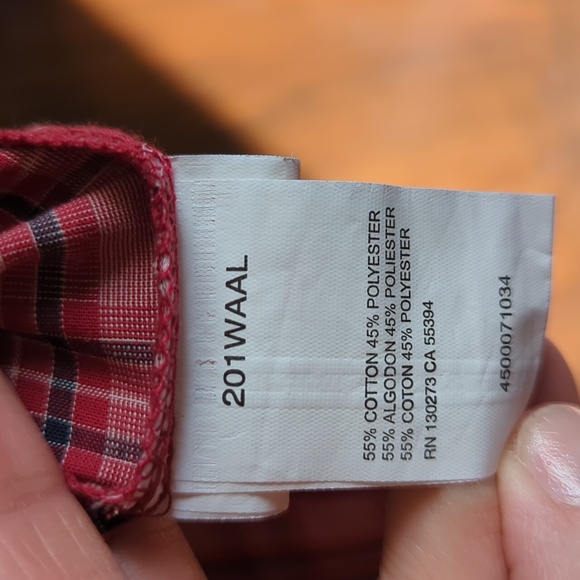 Toddler Wrangler Western shirt  Unfinished hem with pearl snaps. Size xxs 0-2 - Picture 6 of 7